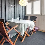 Casandra - 600m From The Sea By Interhome *