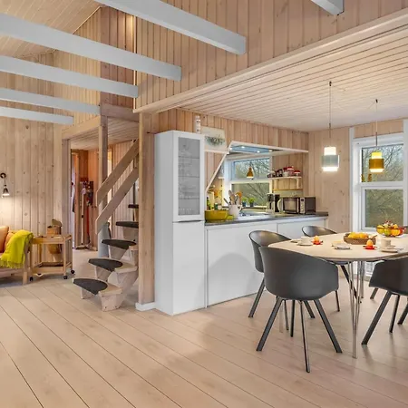 Casandra - 600m From The Sea By Interhome